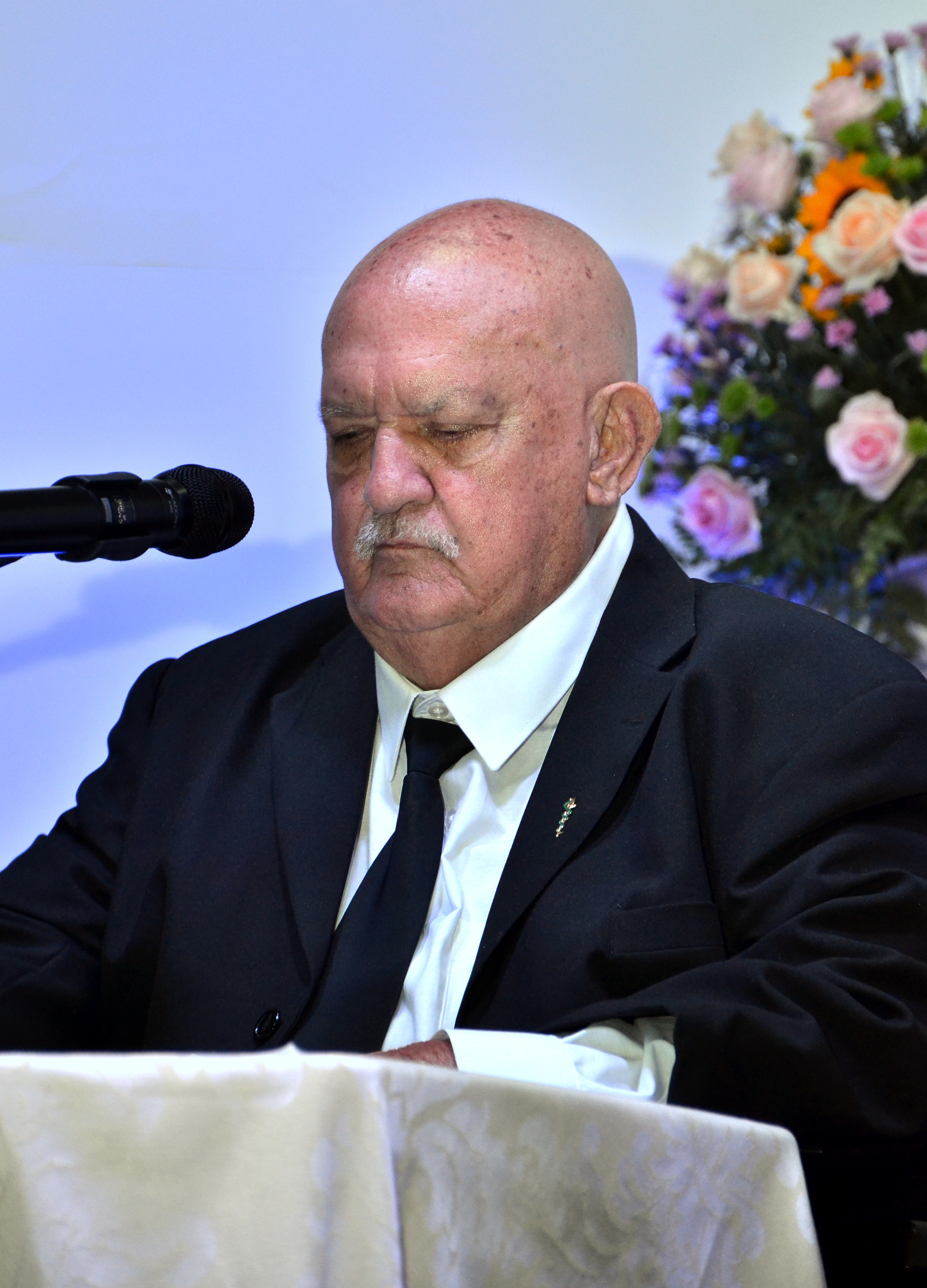 Dr. Luiz