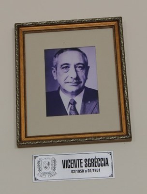2.jpg 2.jpg