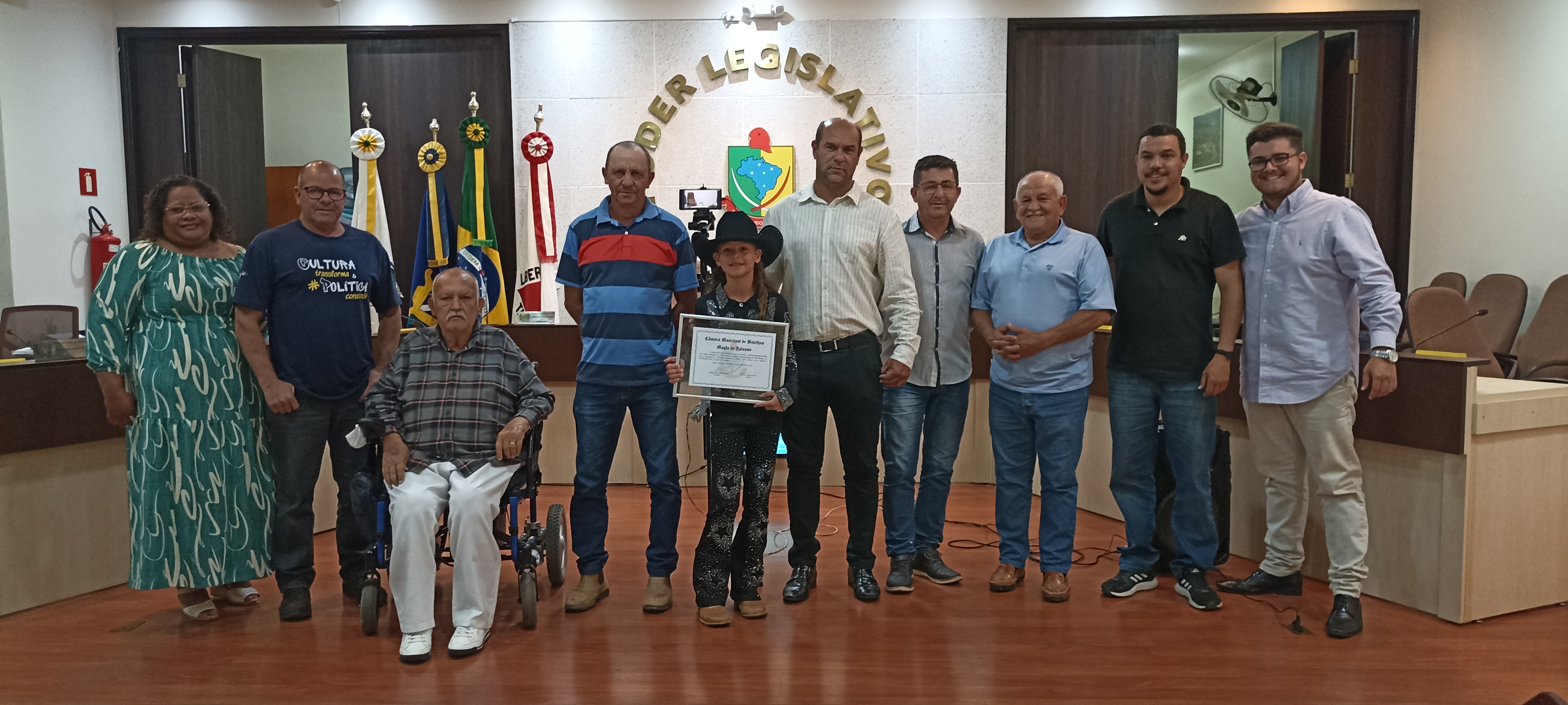 Câmara concede moção de aplauso à cavaleira Lavínia Marcos